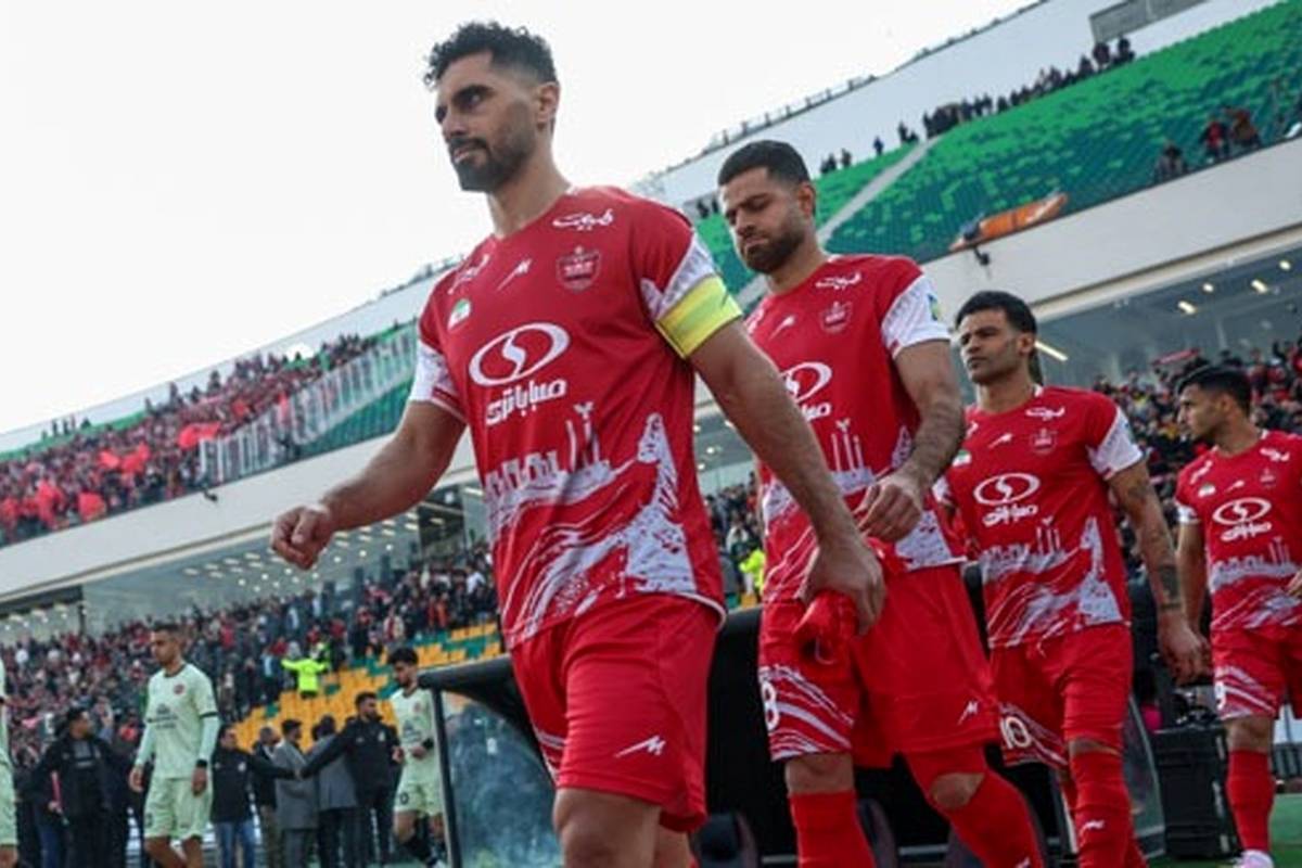 ساعت بازی فولاد - پرسپولیس در هفته هجدهم لیگ برتر