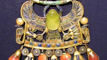 جواهر فرازمینی در مقبره فرعون + عکس