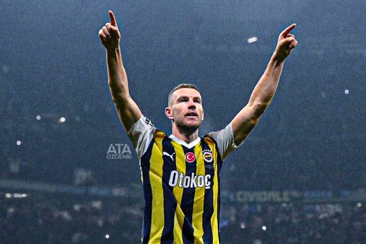 پیوستن ادین ژکو به پرسپولیس منتفی شد؟